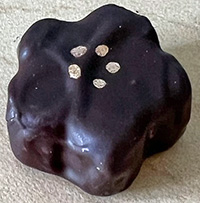 opihra hand sculpted bonbon